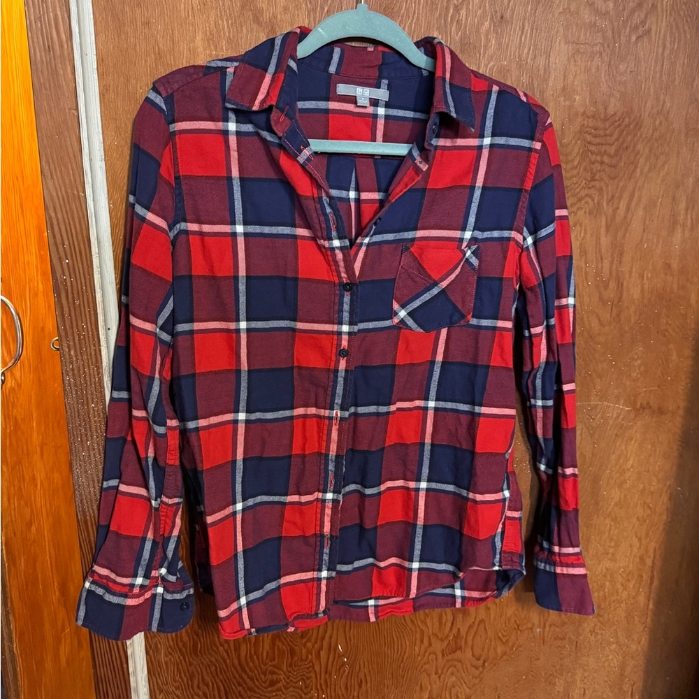 Uniqlo Red and Navy Plaid Shirt flannel 100% cotton